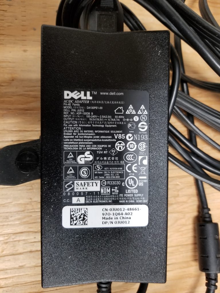 Dell Power Adapter 19.5V 6.7A